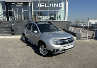 Подержанный автомобиль Renault Duster 2016 года (3 фото)