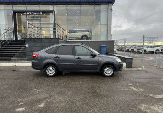 Подержанный автомобиль LADA (ВАЗ) Granta Liftback 2017 года (4 фото)