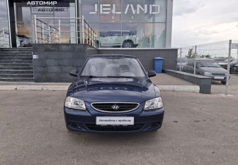 Подержанный автомобиль Hyundai Accent Sedan 2008 года (2 фото)