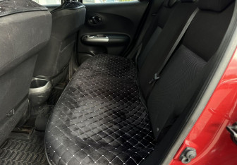 Подержанный автомобиль Nissan Juke 2012 года (12 фото)