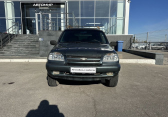 Подержанный автомобиль Chevrolet Niva 2008 года (2 фото)