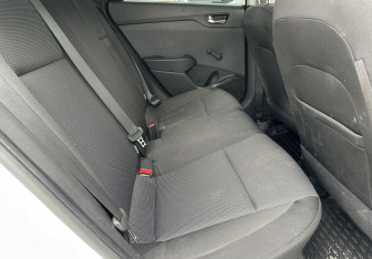 Подержанный автомобиль Hyundai Solaris Sedan 2017 года (12 фото)