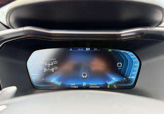 Подержанный автомобиль Geely Tugella 2023 года (9 фото)