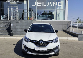 Подержанный автомобиль Renault Kaptur 2021 года (2 фото)