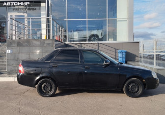 Подержанный автомобиль LADA (ВАЗ) Priora Sedan 2007 года (4 фото)