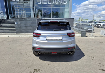 Подержанный автомобиль Geely Coolray 2022 года (6 фото)