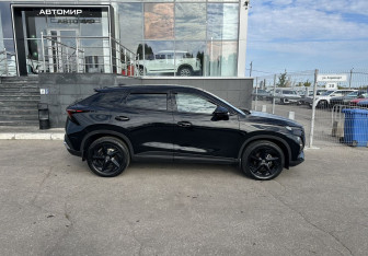 Подержанный автомобиль Omoda C5 2023 года (4 фото)