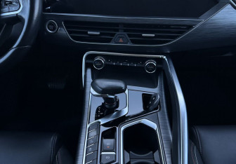 Подержанный автомобиль Geely Tugella 2021 года (11 фото)