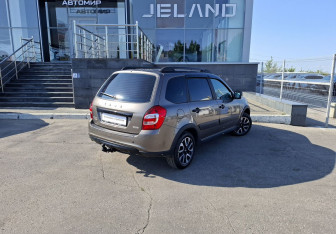 Подержанный автомобиль LADA (ВАЗ) Granta Wagon 2024 года (5 фото)