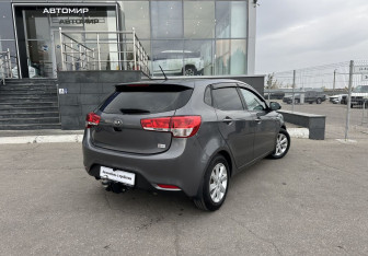 Подержанный автомобиль Kia Rio Hatchback 2016 года (5 фото)