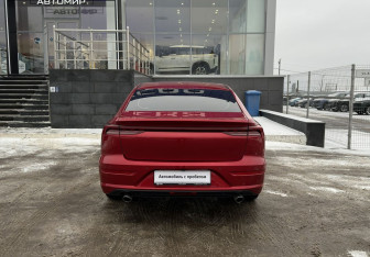 Подержанный автомобиль FAW Bestune B70 2023 года (6 фото)