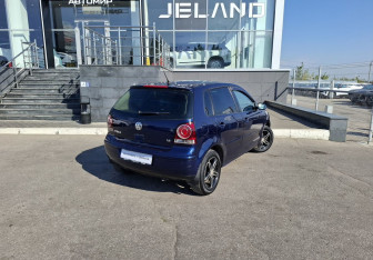 Подержанный автомобиль Volkswagen Polo Hatchback 2008 года (5 фото)