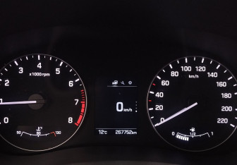 Подержанный автомобиль Hyundai Creta 2019 года (9 фото)