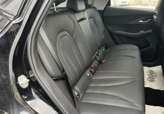 Подержанный автомобиль Omoda C5 2024 года (12 фото)