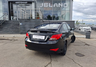 Подержанный автомобиль Hyundai Solaris Sedan 2014 года (5 фото)