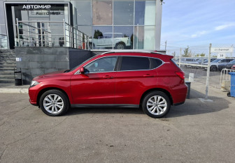 Подержанный автомобиль Haval H2 2016 года (8 фото)