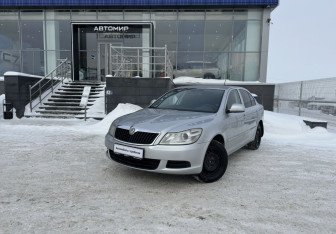 Подержанный автомобиль Skoda Octavia Liftback 2013 года (1 фото)