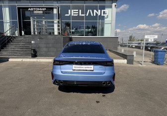 Подержанный автомобиль Chery Arrizo 8 2023 года (6 фото)