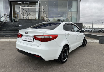 Подержанный автомобиль Kia Rio Sedan 2014 года (5 фото)