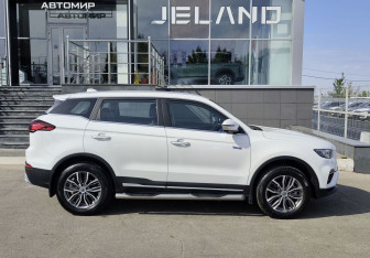 Подержанный автомобиль Geely Atlas Pro 2023 года (4 фото)
