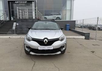 Подержанный автомобиль Renault Kaptur 2019 года (2 фото)