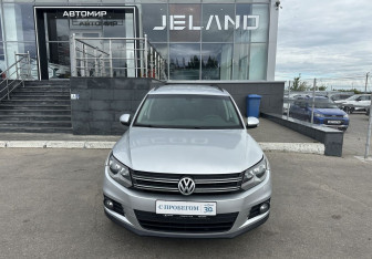Подержанный автомобиль Volkswagen Tiguan 2012 года (2 фото)
