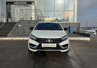 Подержанный автомобиль LADA (ВАЗ) Vesta Sedan 2023 года (2 фото)