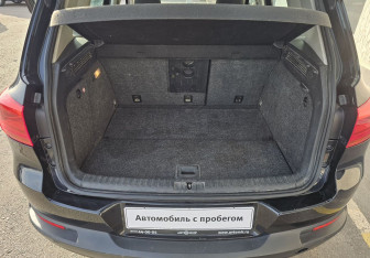 Подержанный автомобиль Volkswagen Tiguan 2012 года (13 фото)