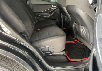 Подержанный автомобиль Hyundai Santa Fe 2014 года (12 фото)