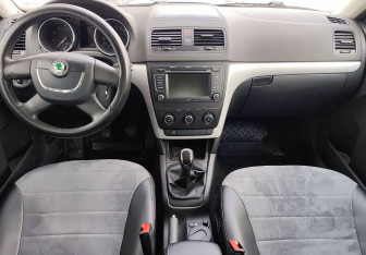 Подержанный автомобиль Skoda Yeti 2011 года (10 фото)