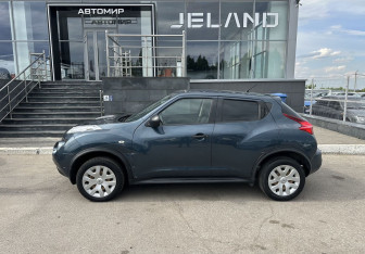 Подержанный автомобиль Nissan Juke 2013 года (8 фото)