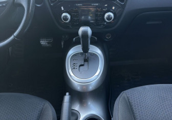 Подержанный автомобиль Nissan Juke 2012 года (11 фото)