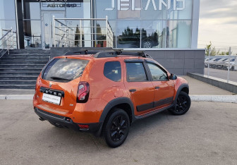 Подержанный автомобиль Renault Duster 2018 года (5 фото)