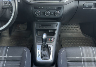 Подержанный автомобиль Volkswagen Tiguan 2016 года (11 фото)