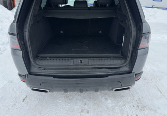 Подержанный автомобиль Land Rover Range Rover Sport 2018 года (15 фото)