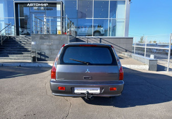 Подержанный автомобиль Mitsubishi Lancer Wagon 2008 года (6 фото)