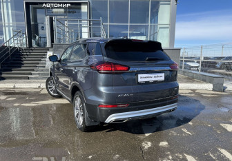 Подержанный автомобиль Geely Atlas Pro 2021 года (7 фото)