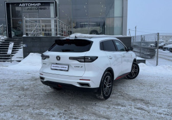 Подержанный автомобиль Changan CS55PLUS 2024 года (5 фото)