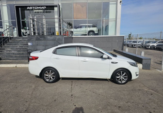 Подержанный автомобиль Kia Rio Sedan 2013 года (4 фото)