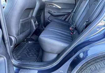 Подержанный автомобиль Omoda C5 2023 года (12 фото)