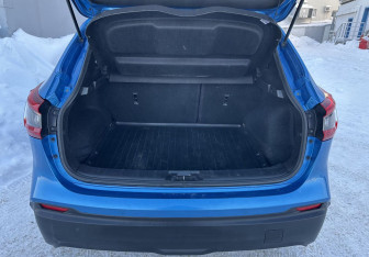 Подержанный автомобиль Nissan Qashqai 2019 года (15 фото)