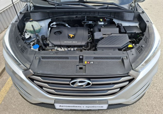 Подержанный автомобиль Hyundai Tucson 2017 года (13 фото)