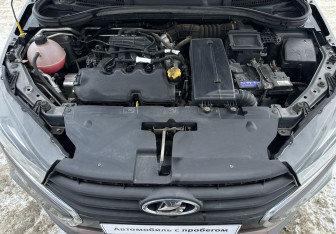 Подержанный автомобиль LADA (ВАЗ) Vesta Sedan 2019 года (13 фото)