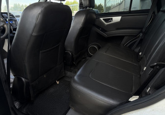 Подержанный автомобиль Lifan X60 2015 года (12 фото)