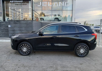 Подержанный автомобиль Haval Jolion 2023 года (8 фото)
