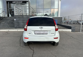 Подержанный автомобиль LADA (ВАЗ) Kalina Hatchback 2013 года (6 фото)