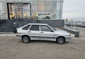 Подержанный автомобиль LADA (ВАЗ) 2114 2004 года (4 фото)