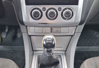 Подержанный автомобиль Ford Focus Hatchback 2010 года (11 фото)
