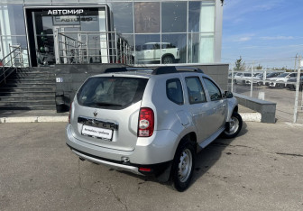 Подержанный автомобиль Renault Duster 2013 года (5 фото)