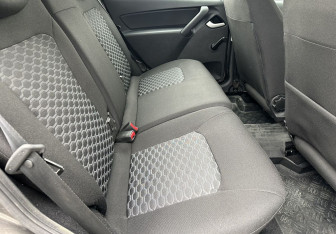 Подержанный автомобиль LADA (ВАЗ) Granta Hatchback 2018 года (12 фото)